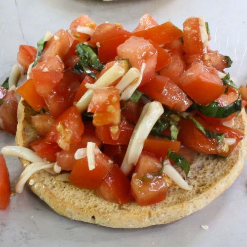 Bruschetta Al Estilo Caprese