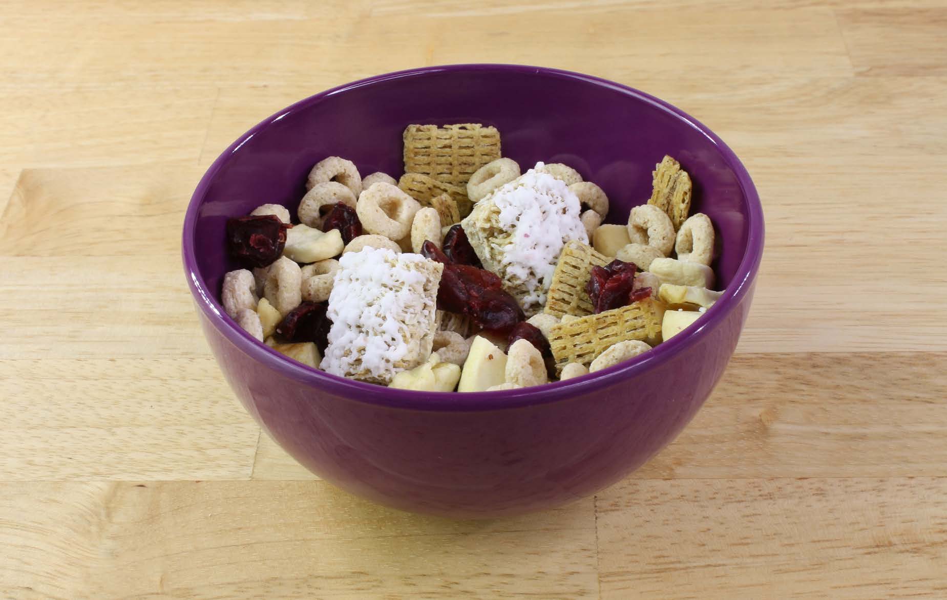 Merienda De Frutas Secas Y Cereales